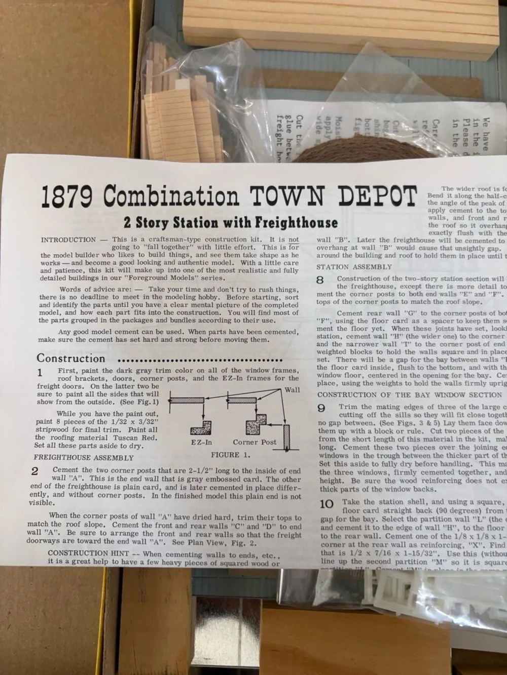 California Model Co HO Scale 1879 Combination Town Depot Craftsman Kit 70B Boxed